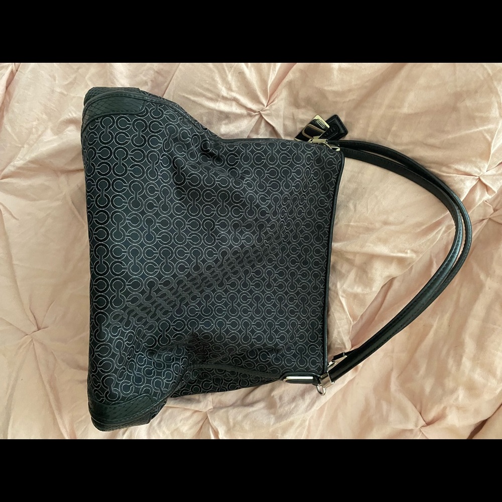 Shoulder bag